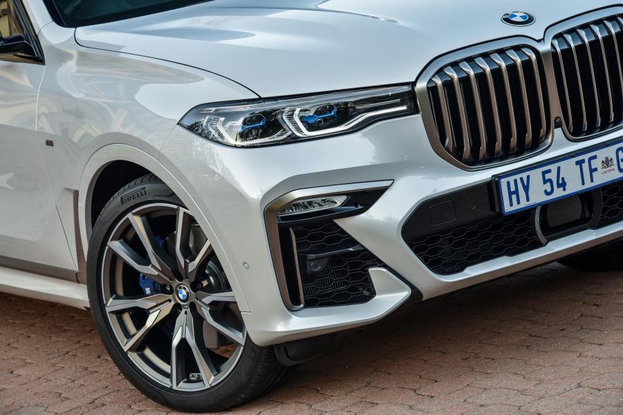 Детали экстерьера BMW X7 M50d (G07) 2019 года  (ZA) (фото 16 из 26)